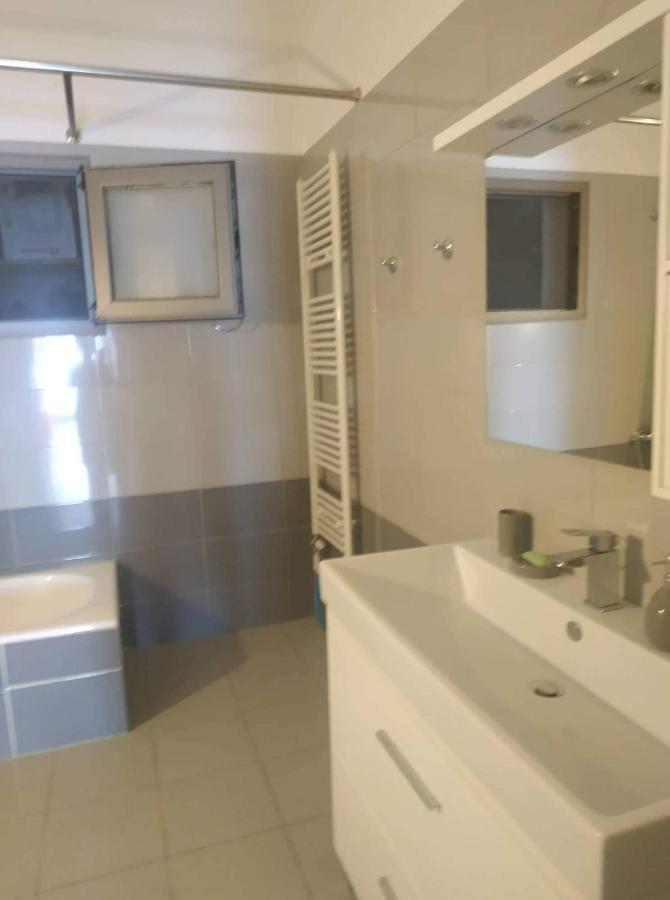 View Apartment Λούκοβο Εξωτερικό φωτογραφία